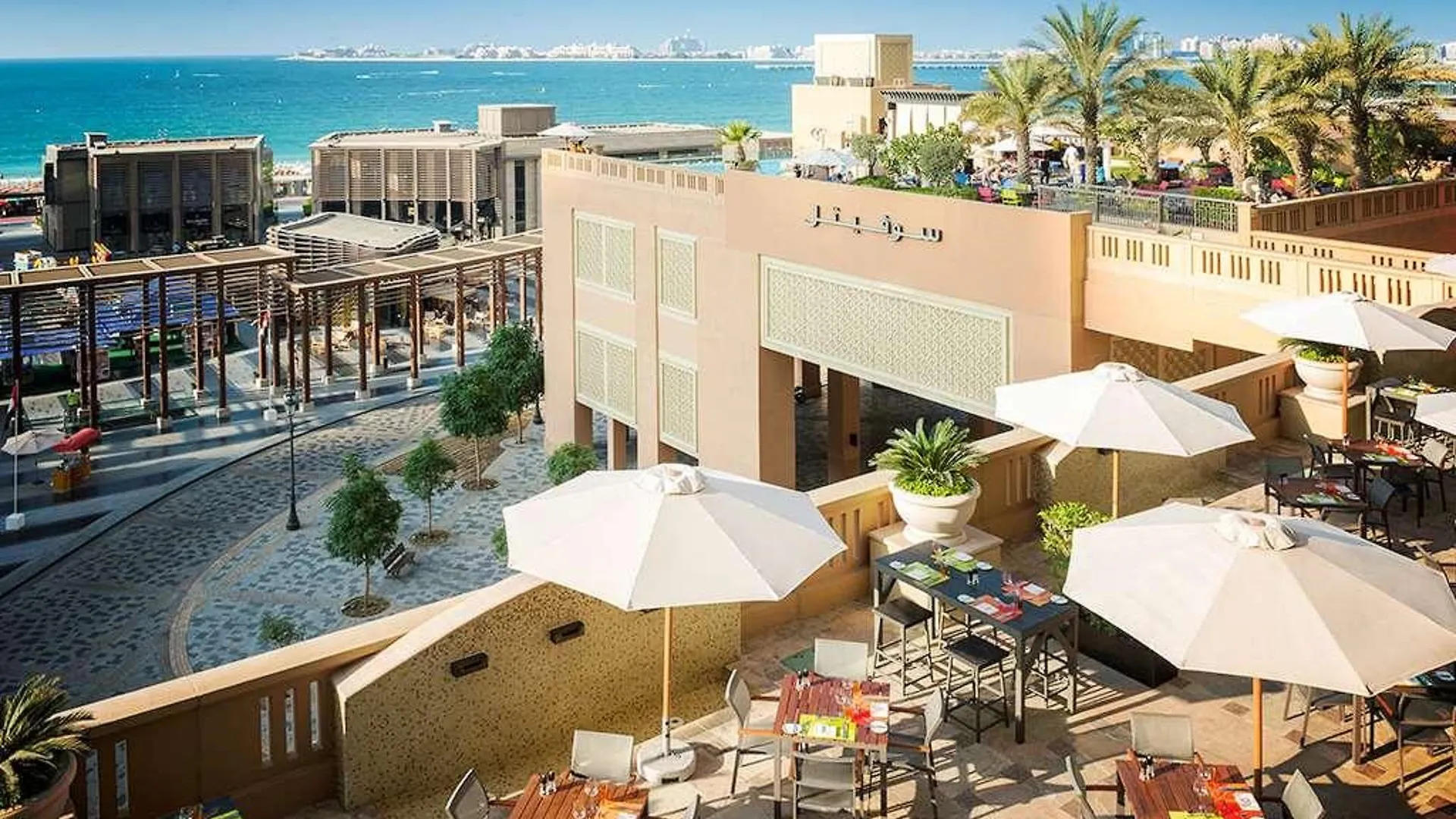 Sofitel Dubai Jumeirah Beach 5*,