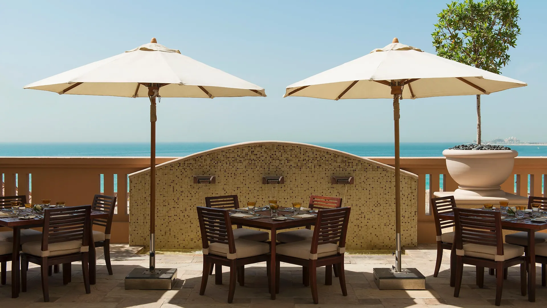 ***** Hotel Sofitel Dubai Jumeirah Beach United Arab Emirates