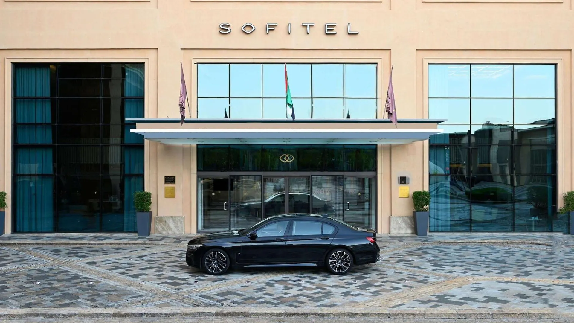 Sofitel Dubai Jumeirah Beach Hotel